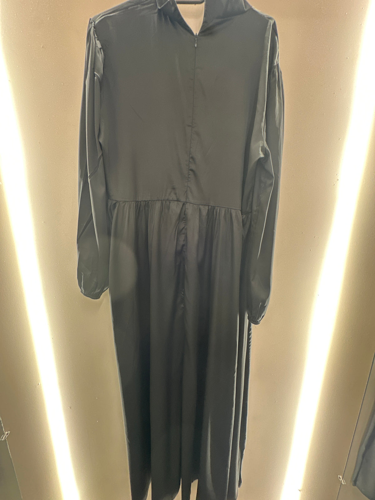 Elegant Tie-Neck