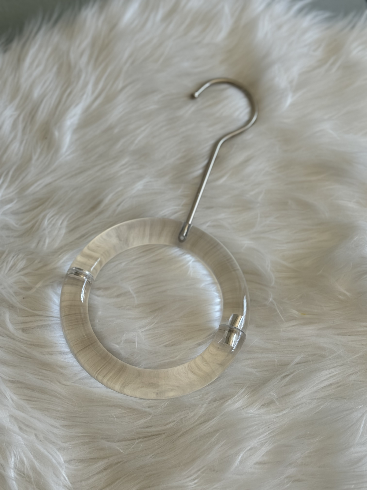 Inayah Magnetic Hanger