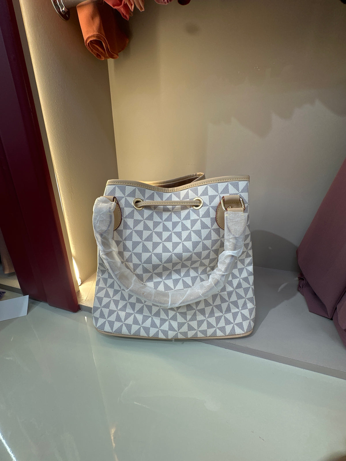 Geometric Print Bucket Bag