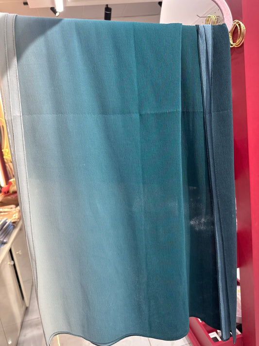 Crimped Ombre – Teal Tide