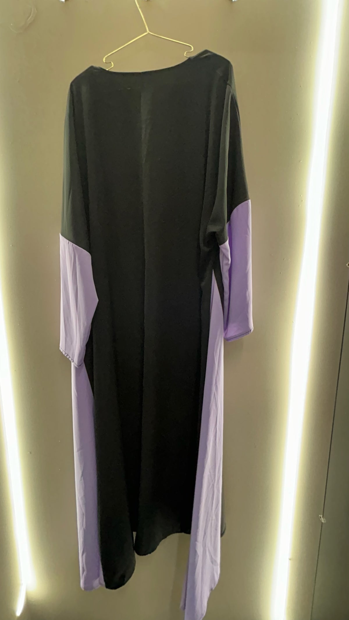 Contrast Sleeve Open Abaya