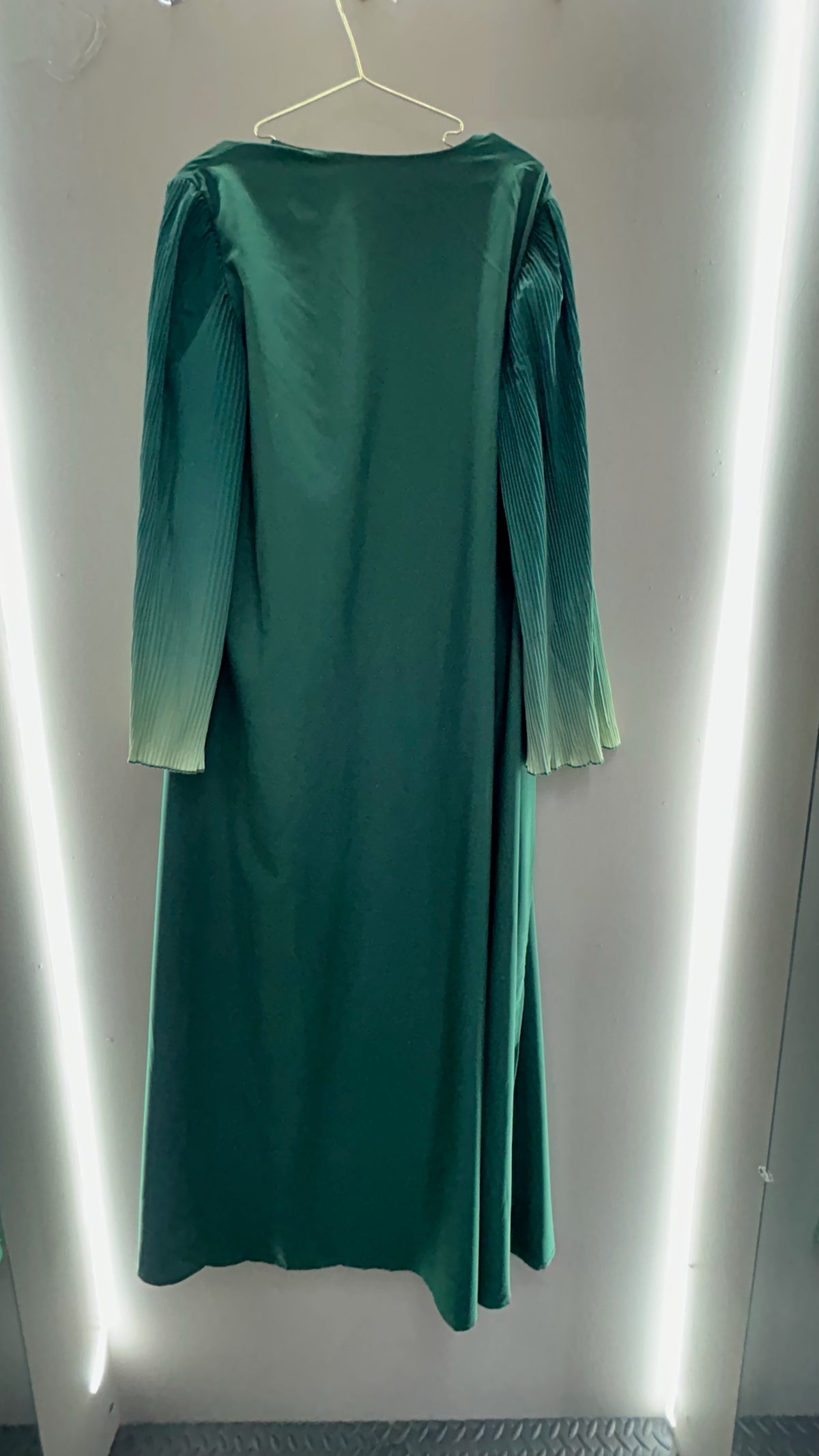 Pleated Sleeve Open Abaya