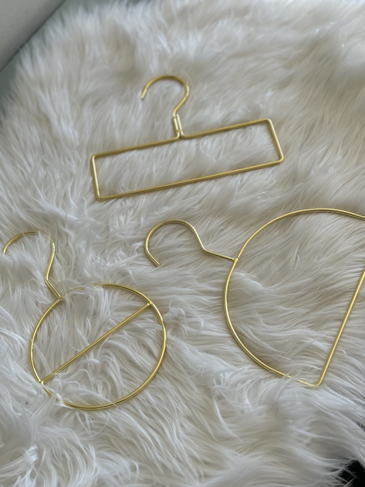 Gold Hijab Hangers — Set of 5