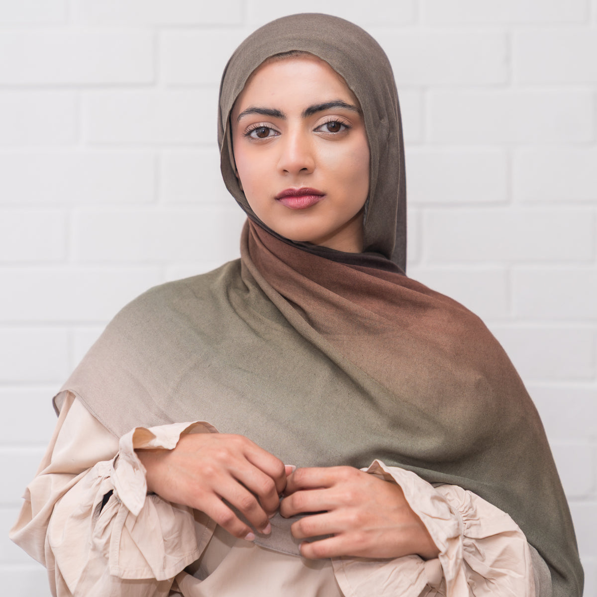 Olive Ombre Luxury Modal — view 2