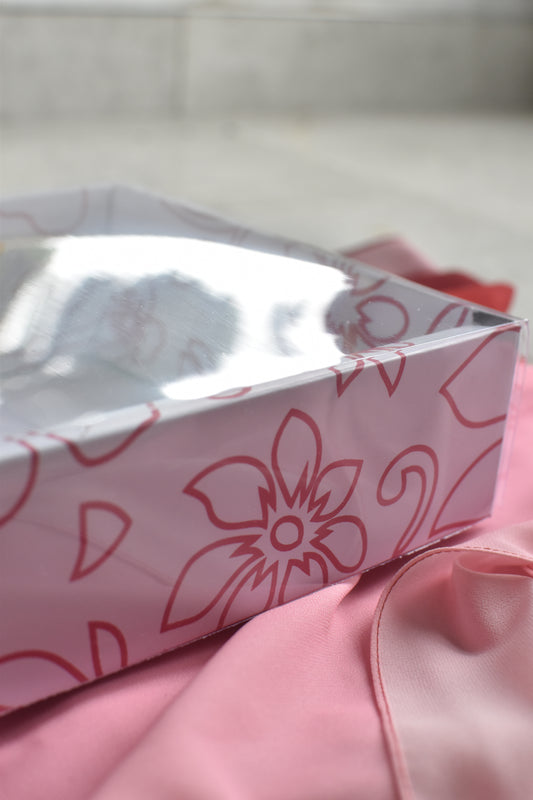 3 scarves box & ribbon Gift Set — view 2