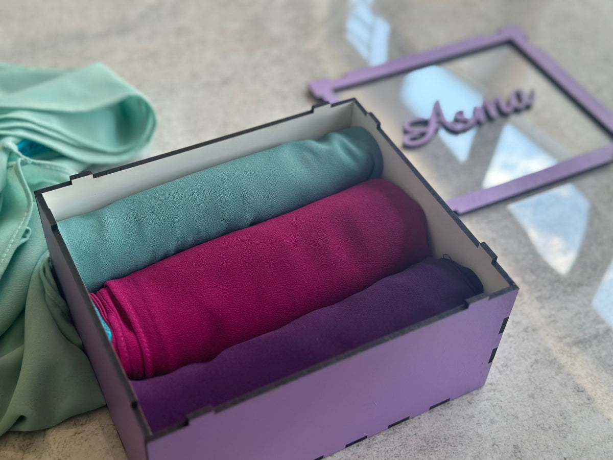 Personalized box with 3 scarves