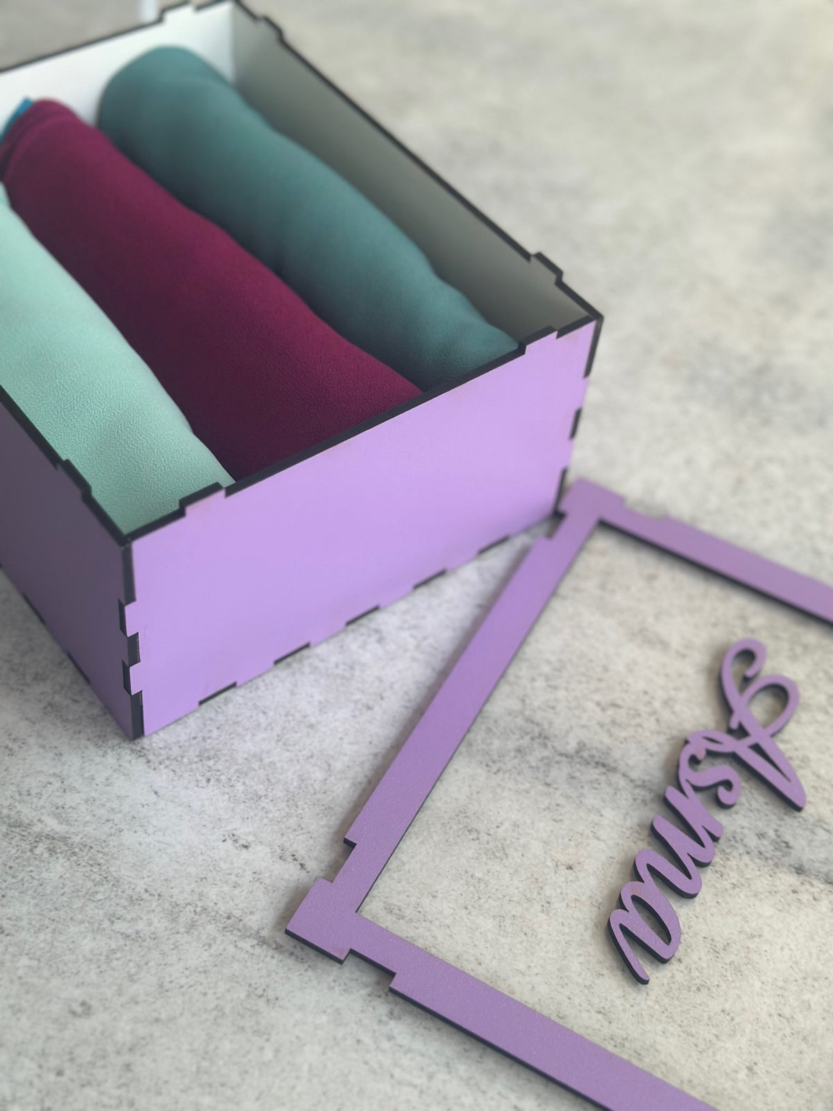 Personalized box with 3 scarves — view 3