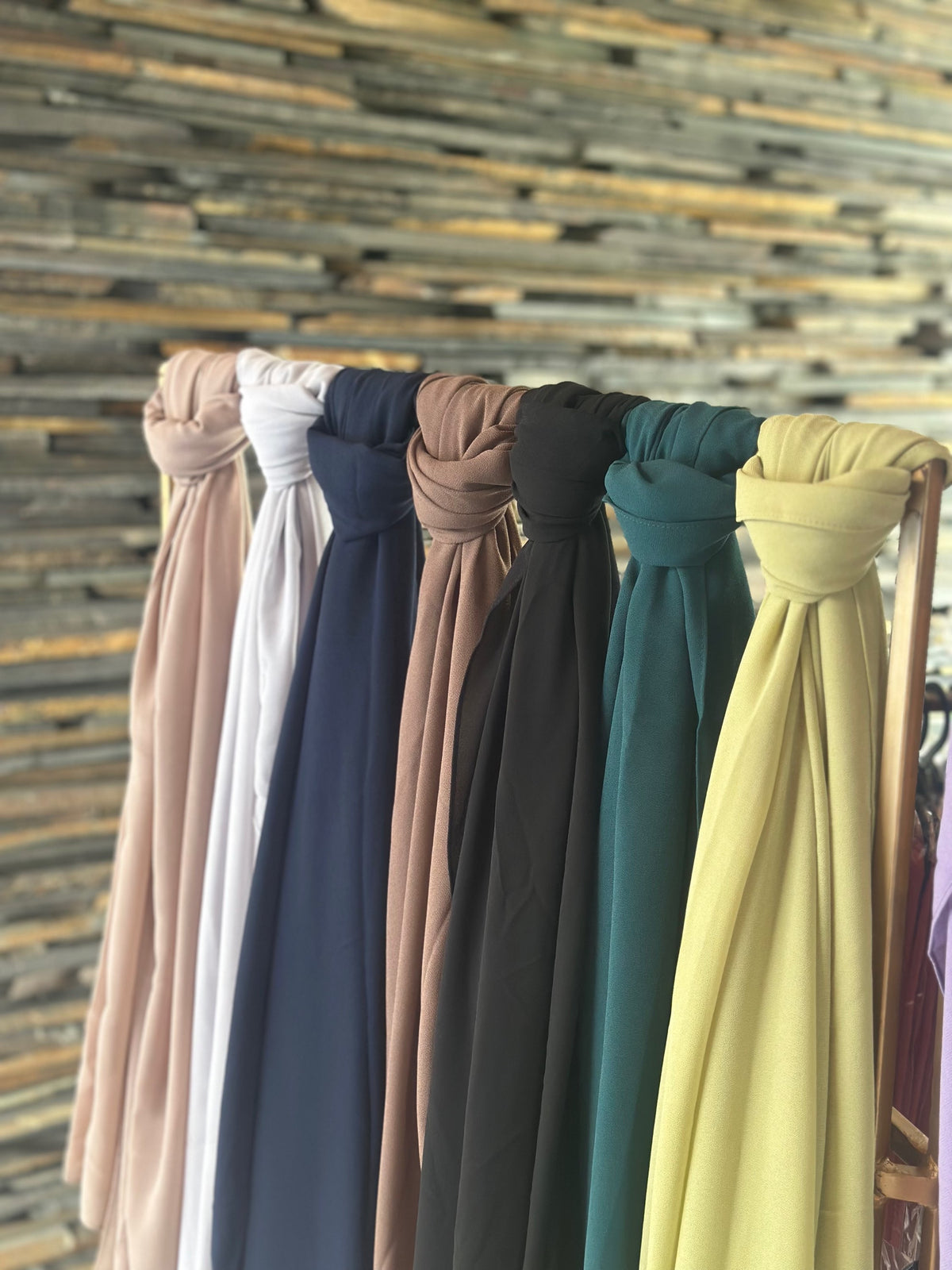 Luxury Chiffon 1st edition — view 7