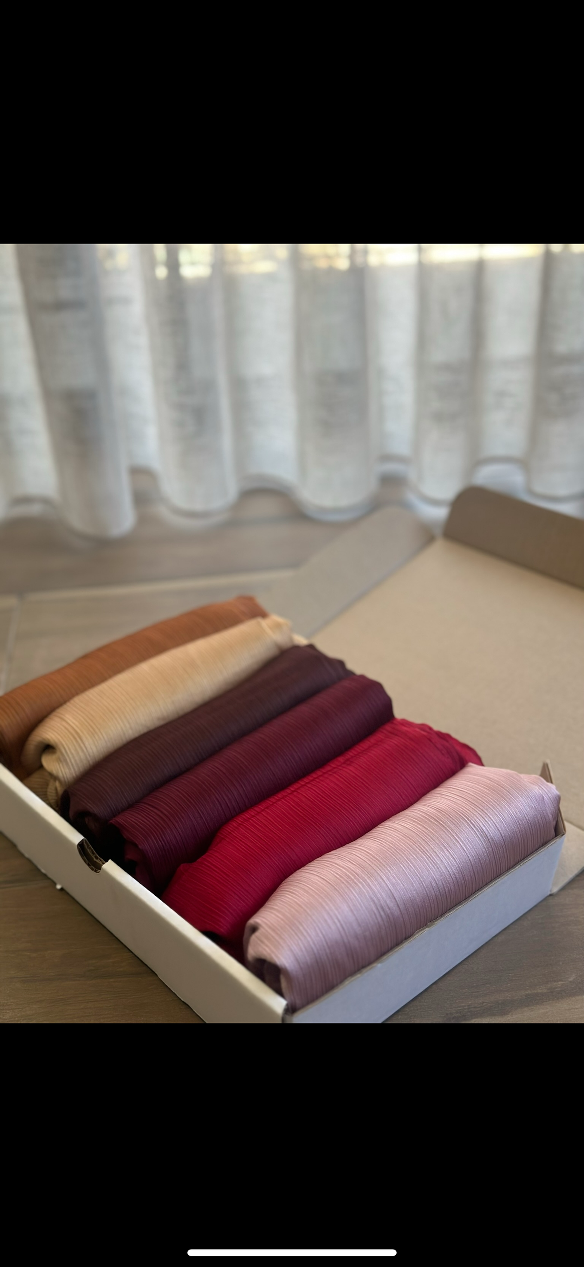 SET OF 5 NON SLIP SATIN — view 4